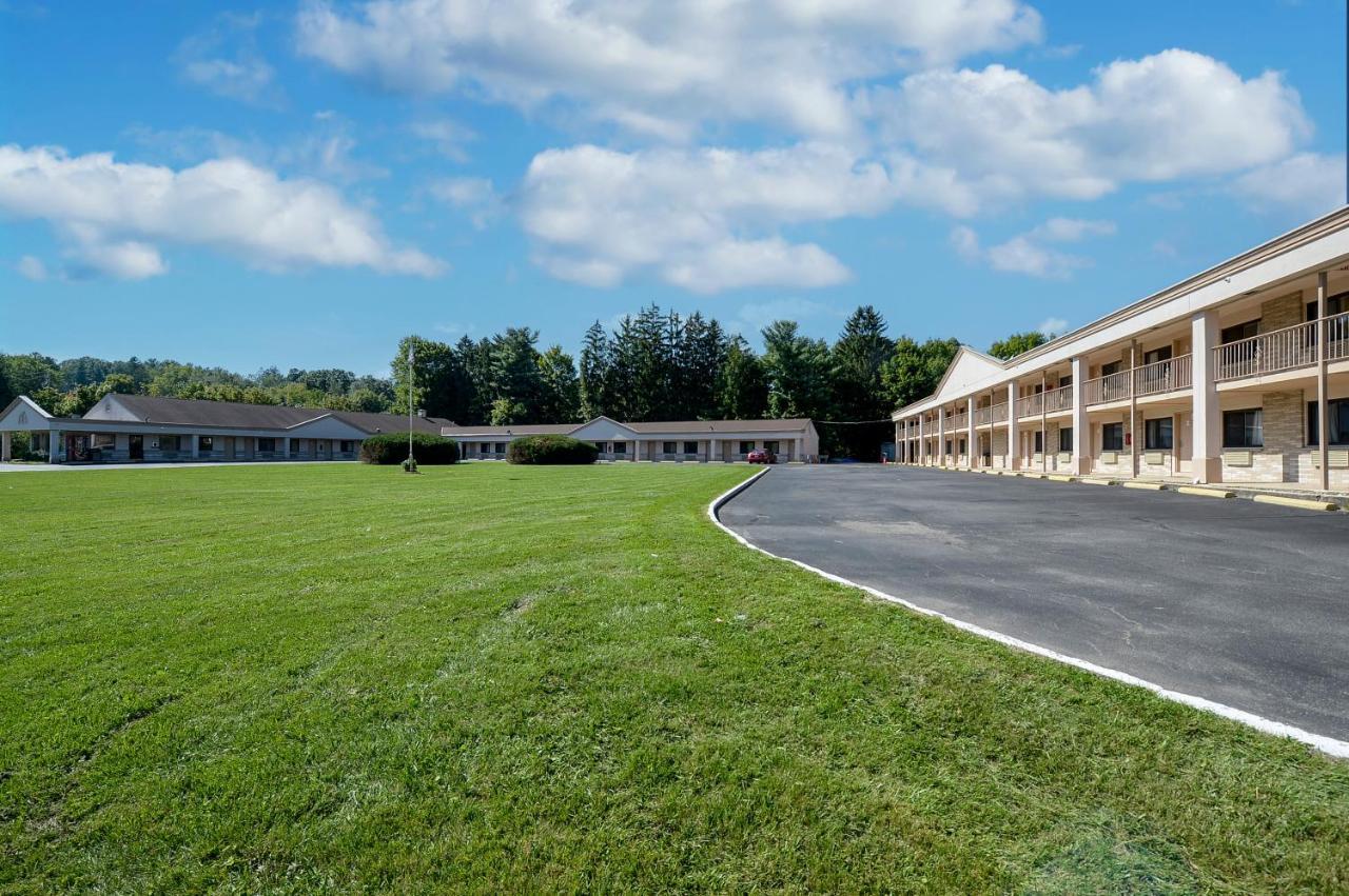 Americas Best Value Inn At Central Valley-Woodbury Eksteriør billede