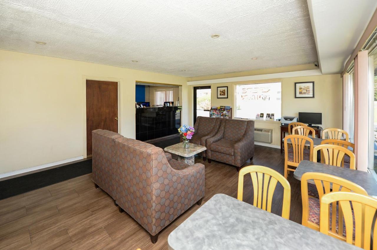 Americas Best Value Inn At Central Valley-Woodbury Eksteriør billede