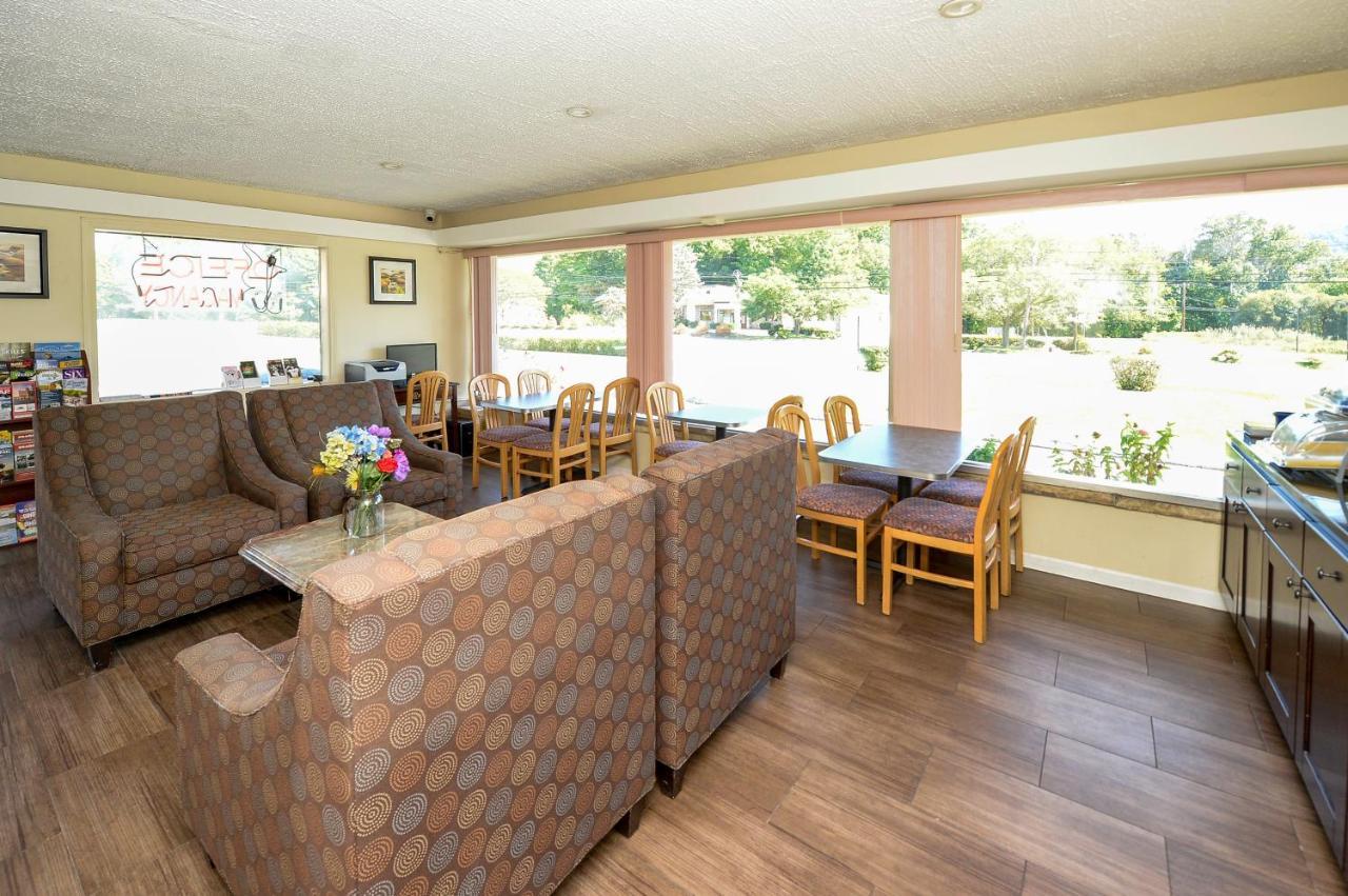 Americas Best Value Inn At Central Valley-Woodbury Eksteriør billede