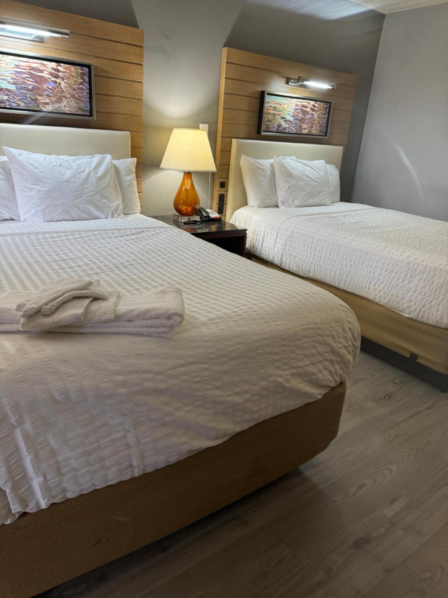Americas Best Value Inn At Central Valley-Woodbury Eksteriør billede
